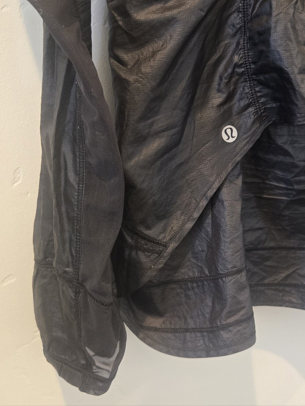 Lululemon Jacket - Picture 5 of 11